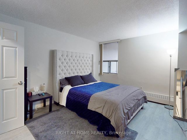 214 - 45 Sunrise Ave
