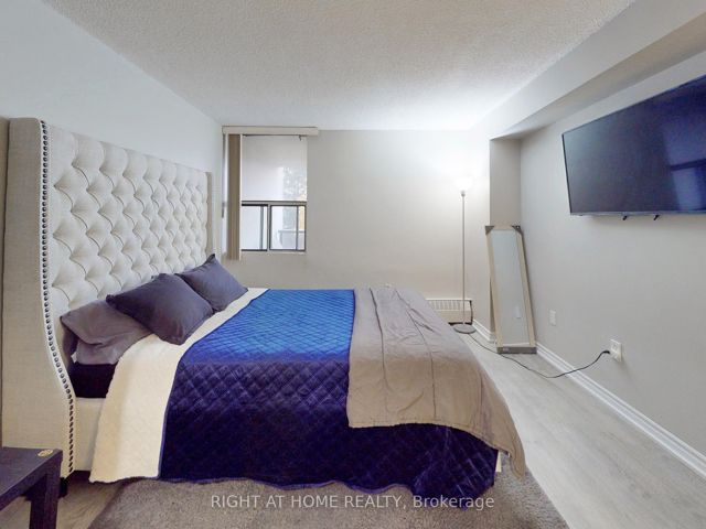 214 - 45 Sunrise Ave