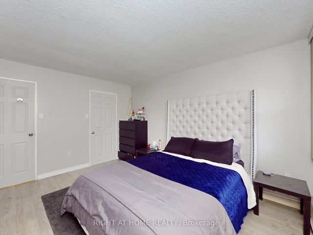 214 - 45 Sunrise Ave