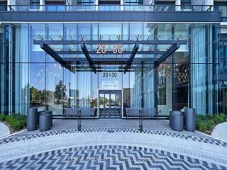 1037 - 20 Inn On The Park Dr
