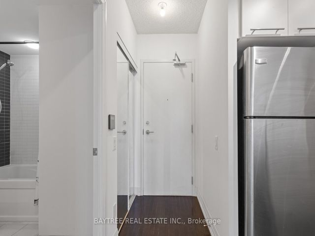 2308 - 25 Carlton St