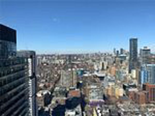 4403 - 295 Adelaide St W