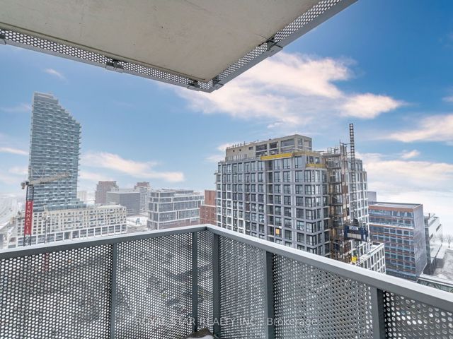 1703 - 20 Richardson St
