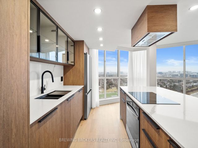 1805 - 85 Skymark Dr