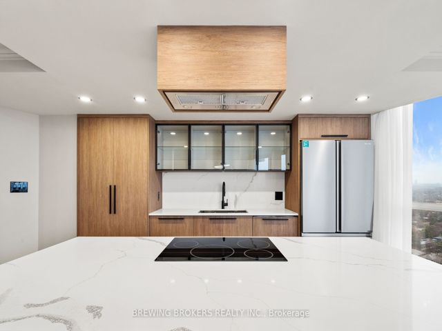 1805 - 85 Skymark Dr