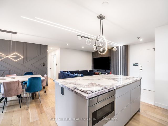 304 - 5444 Yonge St
