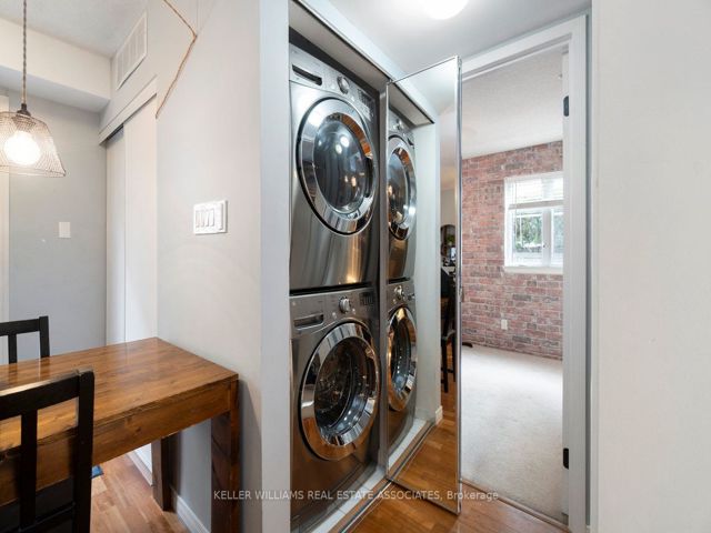421 - 34 Western Battery Rd