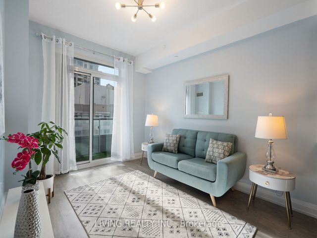 907 - 591 Sheppard Ave E