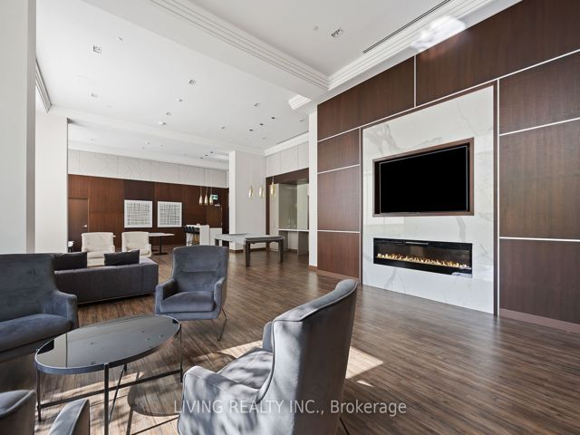 907 - 591 Sheppard Ave E