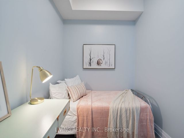 907 - 591 Sheppard Ave E