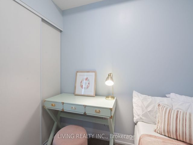 907 - 591 Sheppard Ave E