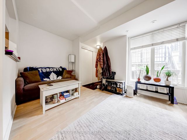 679 - 3 Everson Dr