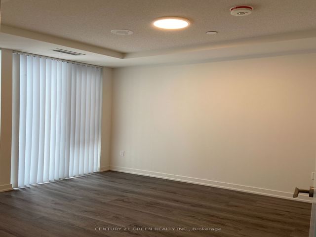 # 917 - 138 Downes St
