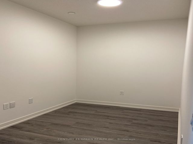 # 917 - 138 Downes St