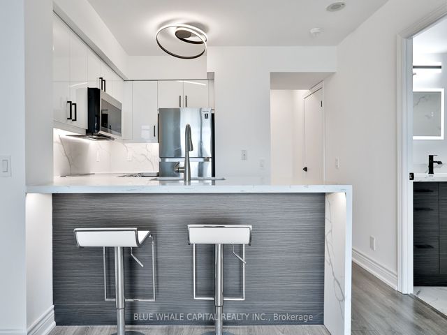 3012 - 373 Front St W