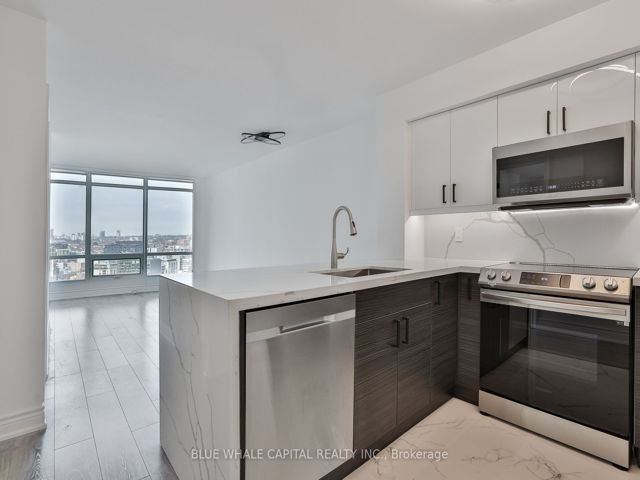 3012 - 373 Front St W