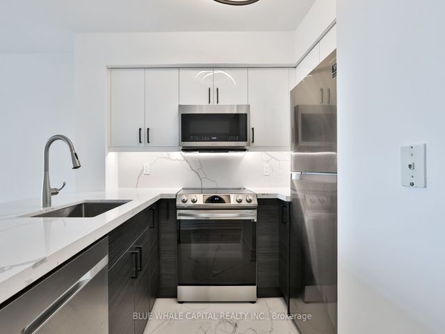 3012 - 373 Front St W