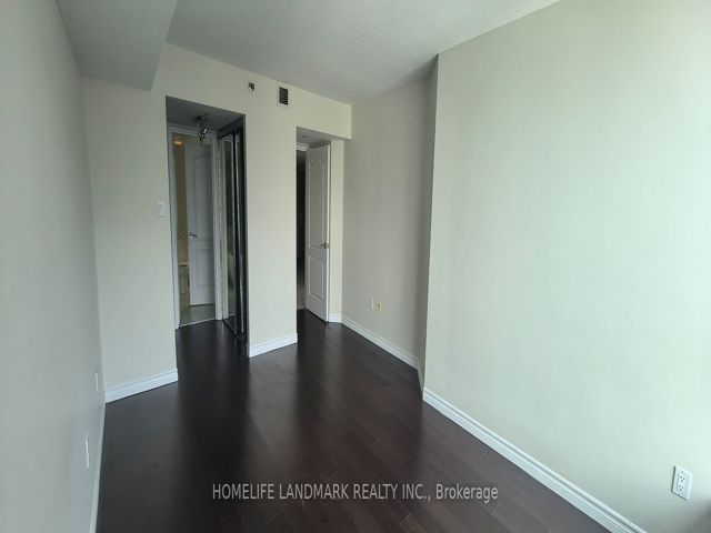 2606 - 38 Elm St