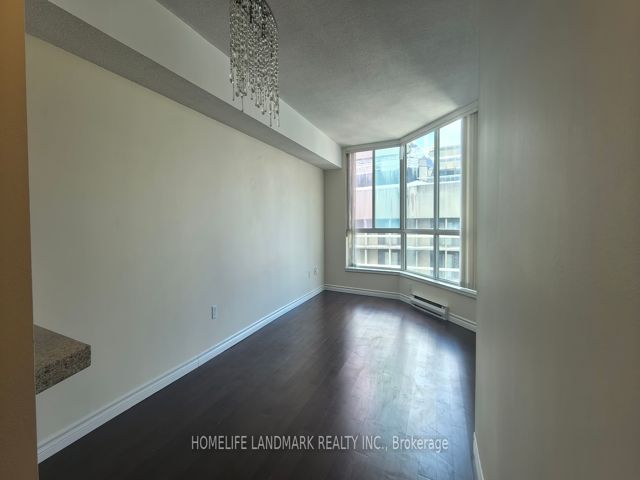 2606 - 38 Elm St