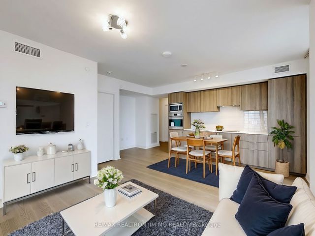 1208 - 11 Wellesley St W