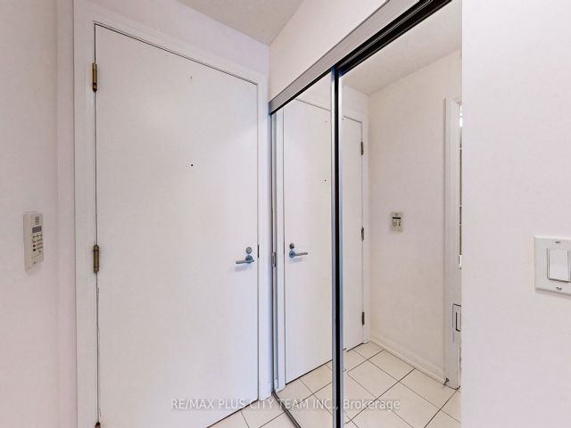 308 - 111 Elizabeth St