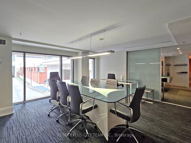 308 - 111 Elizabeth St