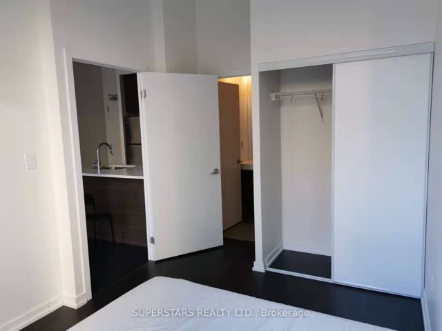 114 - 66 Forest Manor Rd