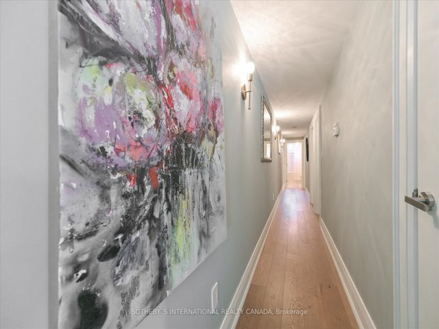C - 1248 Avenue Rd