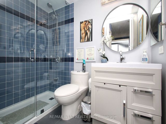 905 - 650 Lawrence Ave W