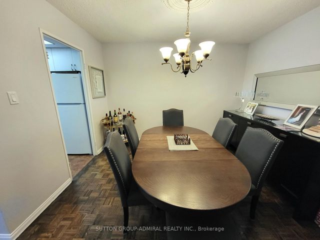 1009 - 3000 Bathurst St