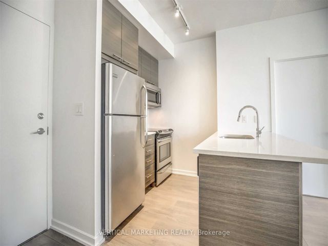 308 - 66 Forest Manor Rd
