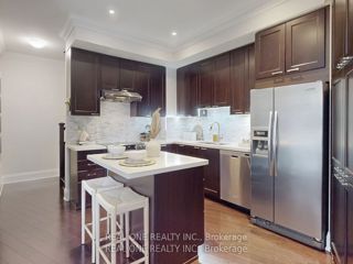 Th 49 - 115 Harrison Garden Blvd