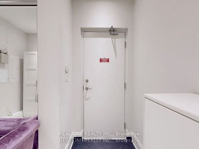 Th 49 - 115 Harrison Garden Blvd