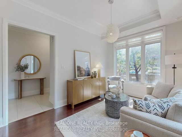 Th 49 - 115 Harrison Garden Blvd