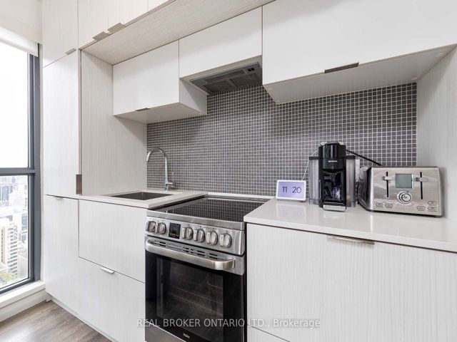 2901 - 159 Dundas St E