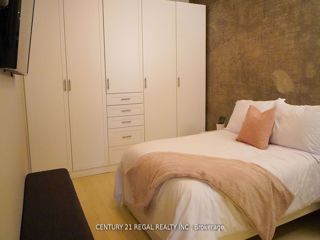 403 - 224 King Street West St W