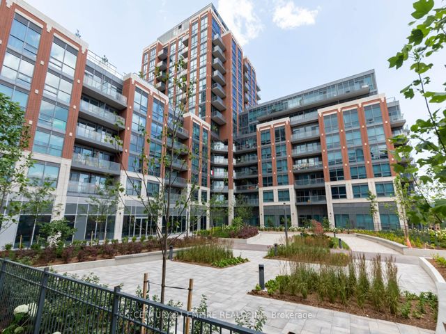 502 - 31 Tippett Rd