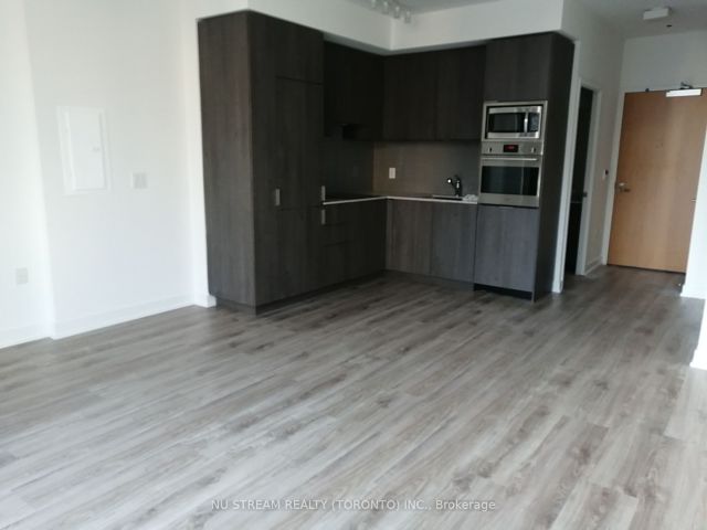 509 - 11 Wellesley St W