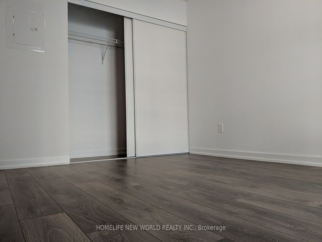 203 - 50 Forest Manor Rd