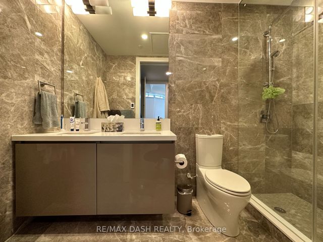 1002 - 151 Avenue Rd