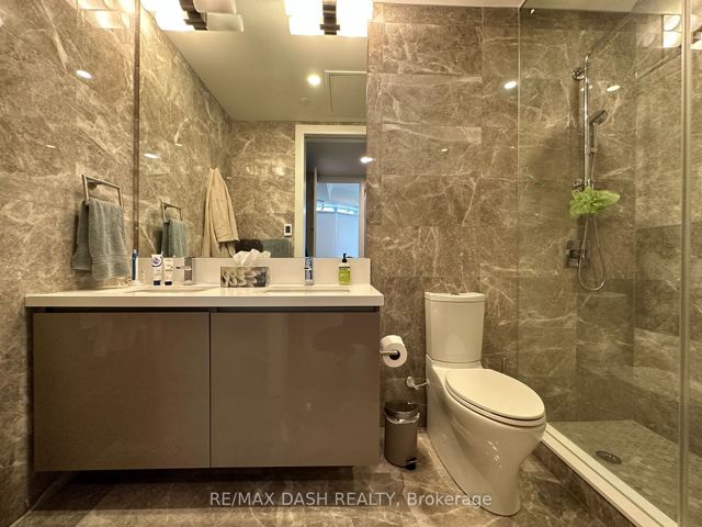 1002 - 151 Avenue Rd