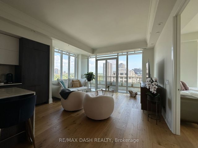 1002 - 151 Avenue Rd
