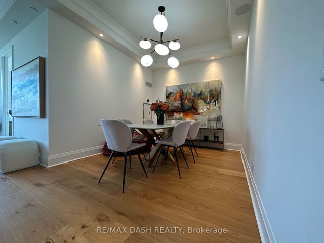 1002 - 151 Avenue Rd