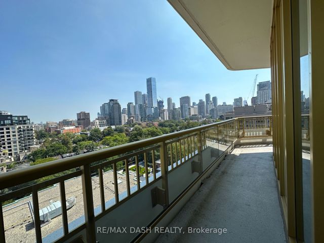 1002 - 151 Avenue Rd