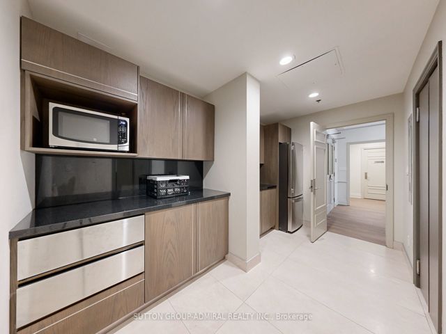 1502 - 1101 Leslie St