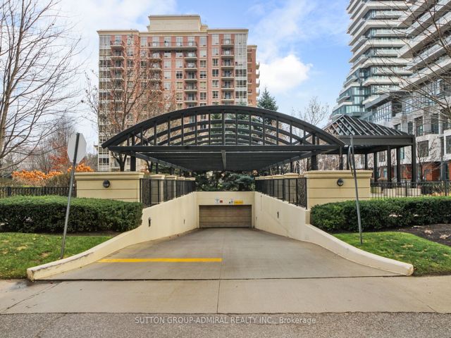 1502 - 1101 Leslie St