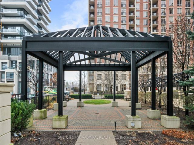 1502 - 1101 Leslie St