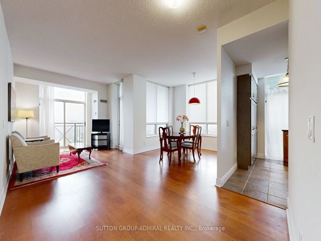 1502 - 1101 Leslie St
