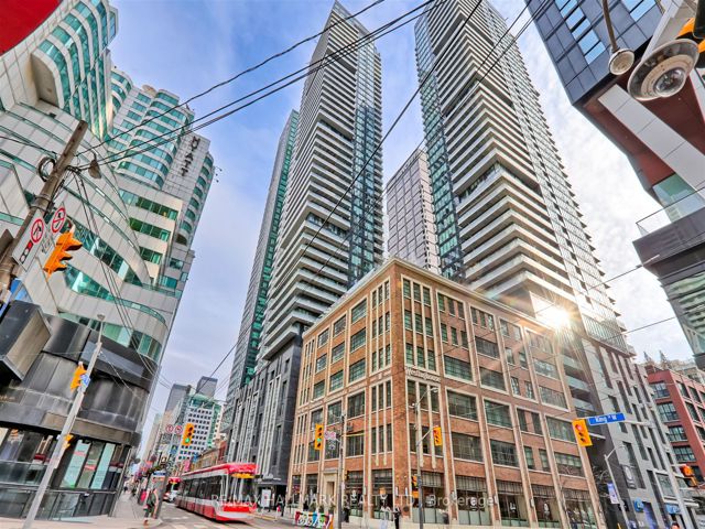 2507 - 125 Blue Jays Way