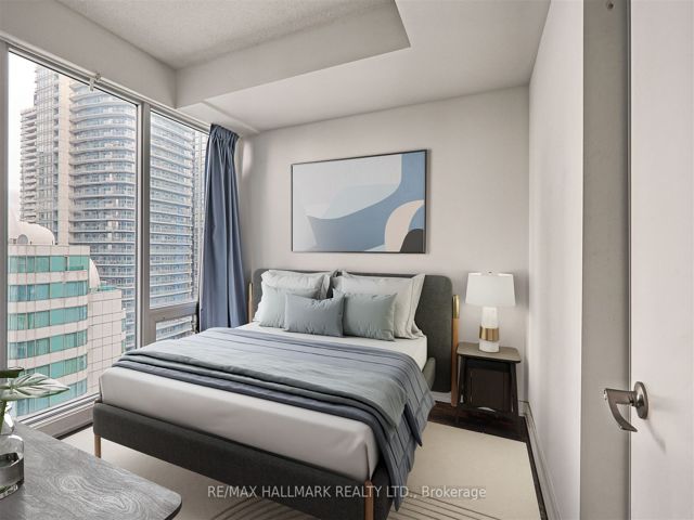 2507 - 125 Blue Jays Way